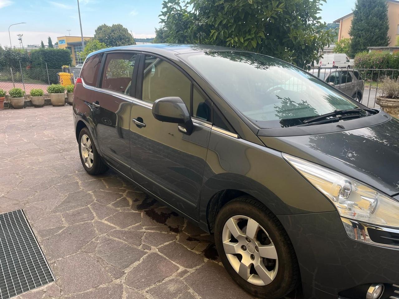 Peugeot 5008 1.6 VTI 120CV, 7 Posti