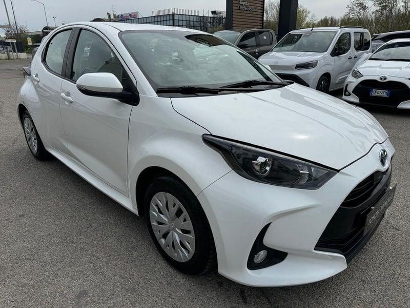 Toyota Yaris Hybrid Active MY22