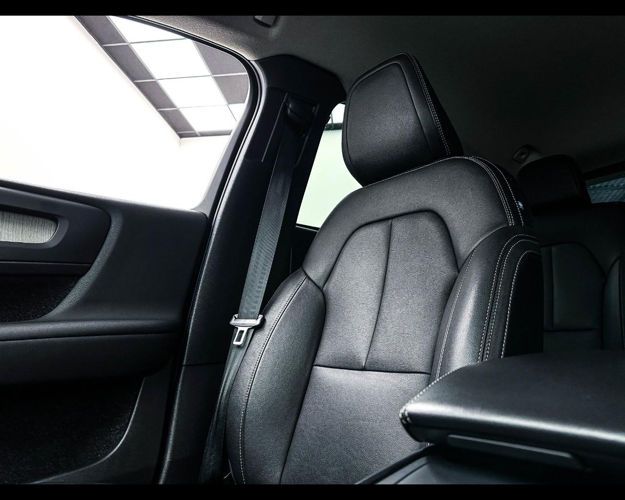 VOLVO XC40 T3 Geartronic Inscription