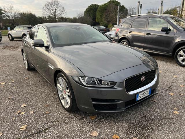 JAGUAR XE 2.0 D Turbo 180CV aut. Prestige SOLO COMMERCIANTI