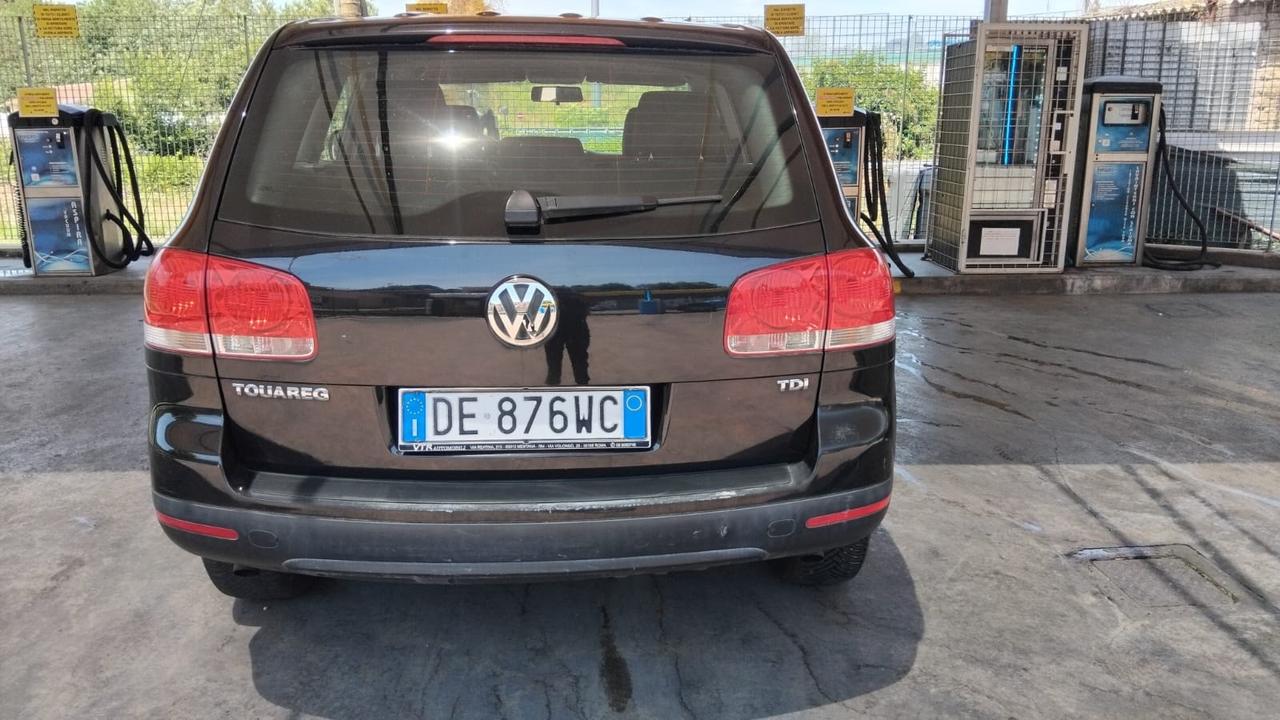 Volkswagen Touareg 2.5 TDI