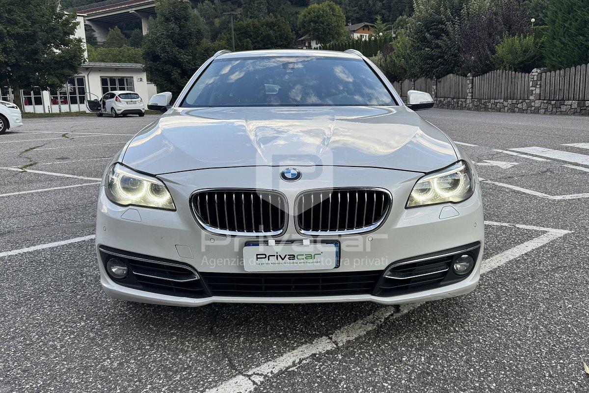 BMW 530d xDrive 249CV Touring Luxury