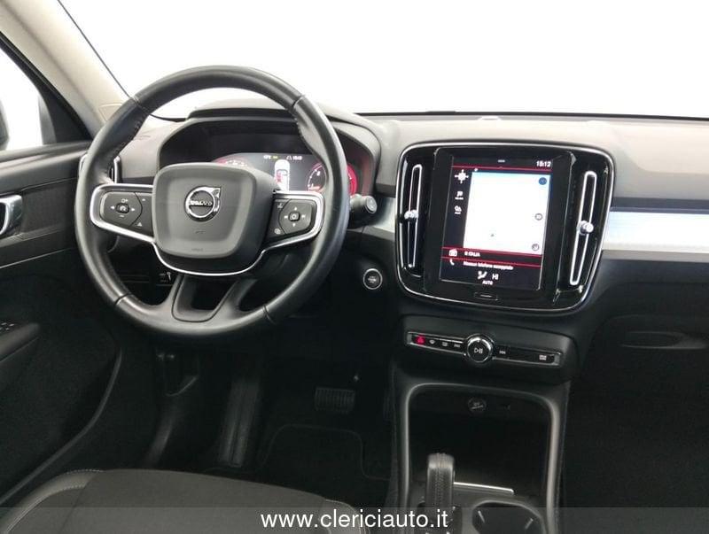 Volvo XC40 D4 AWD Geartronic Momentum