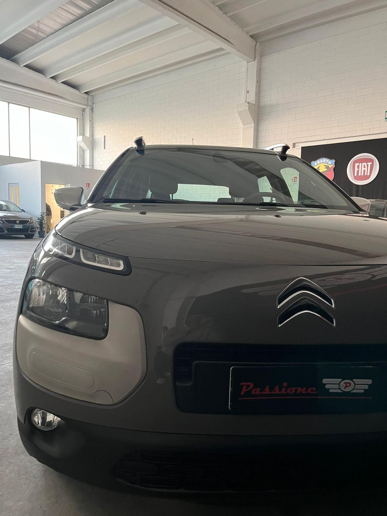 Citroen C4 Cactus PureTech 82 Shine Edition