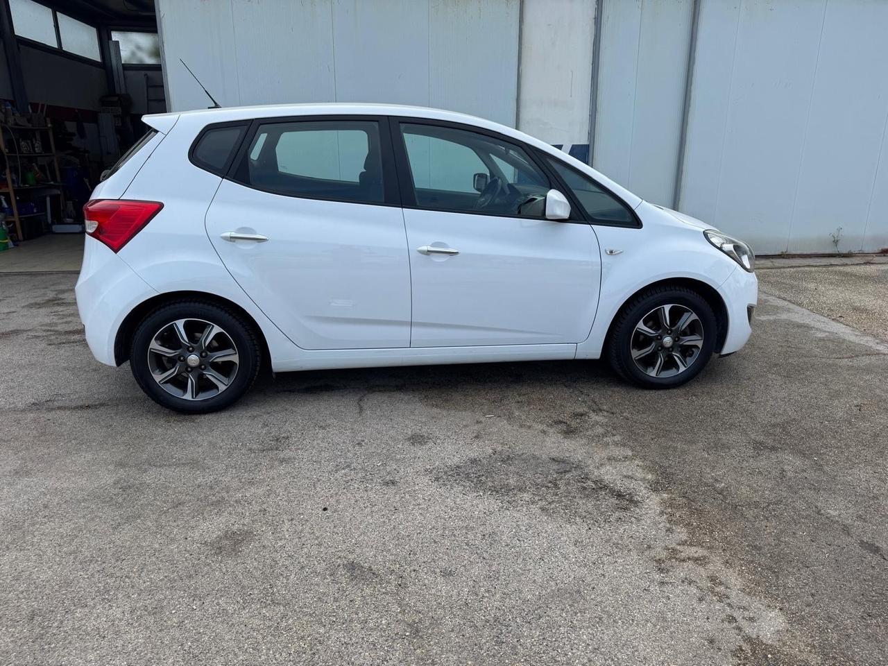 Hyundai iX20 1.6 125 CV XPossible A/T GPL