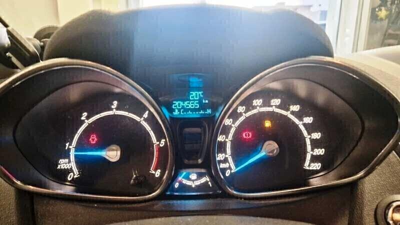 Ford Fiesta 1.5 TDCi 75 CV Titanium