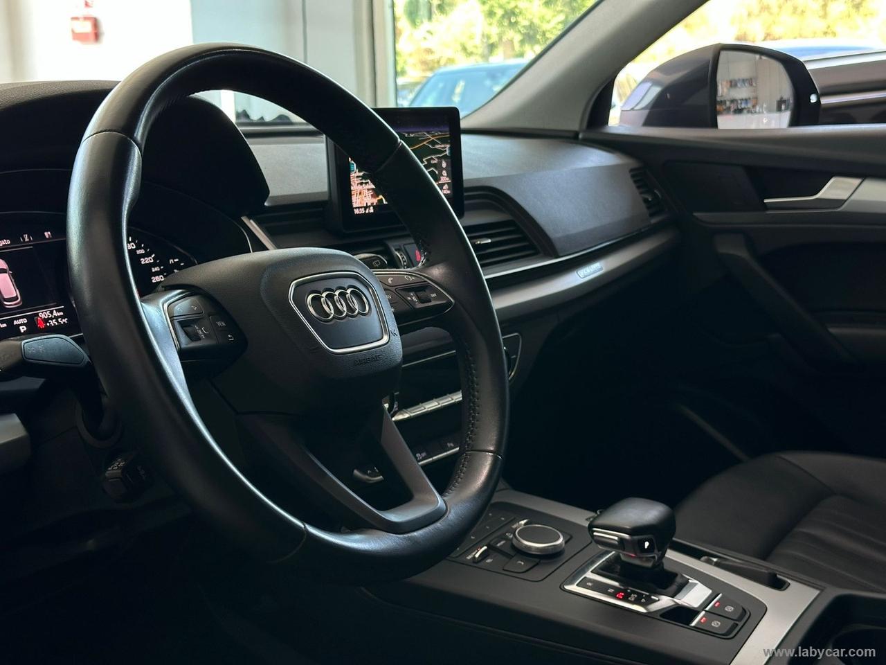 AUDI Q5 35 TDI quattro S tronic Business