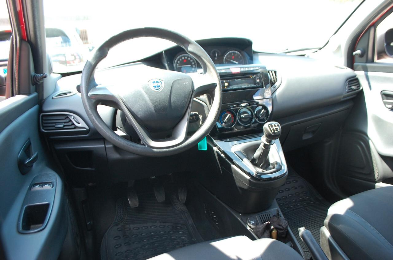 Lancia Ypsilon 1.2 Silver Ecochic Gpl 69CV Uff Italy USB Clima