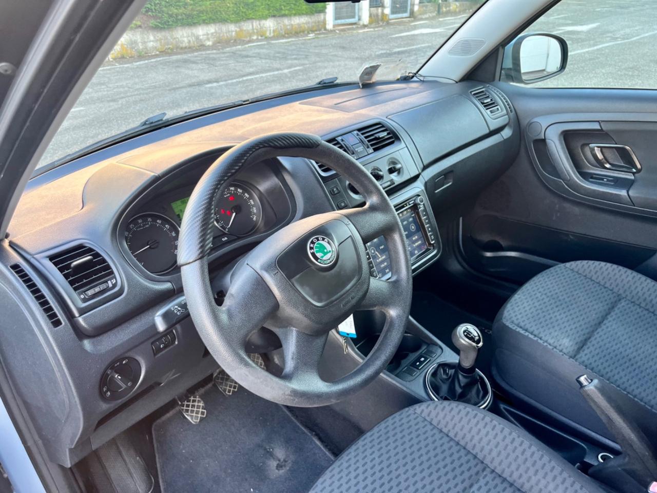 Skoda Fabia 1.6tdi 2011 195.000km per neopatentati