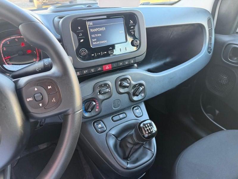 FIAT Panda 1.0 FireFly 70cv Hybrid, 5 POSTI, SENSORI PARCHEGGIO!