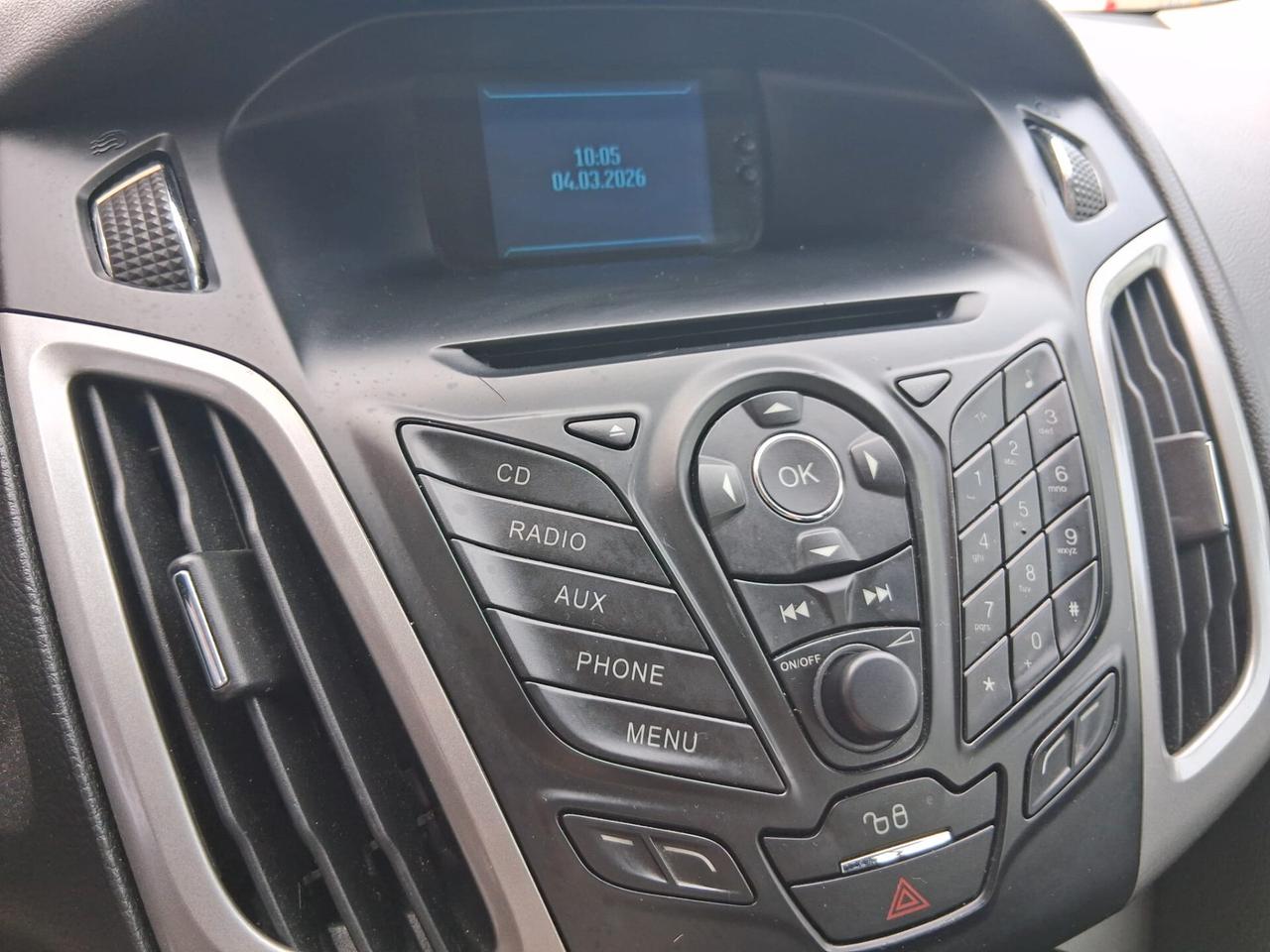 Ford Focus 1.6 105 CV