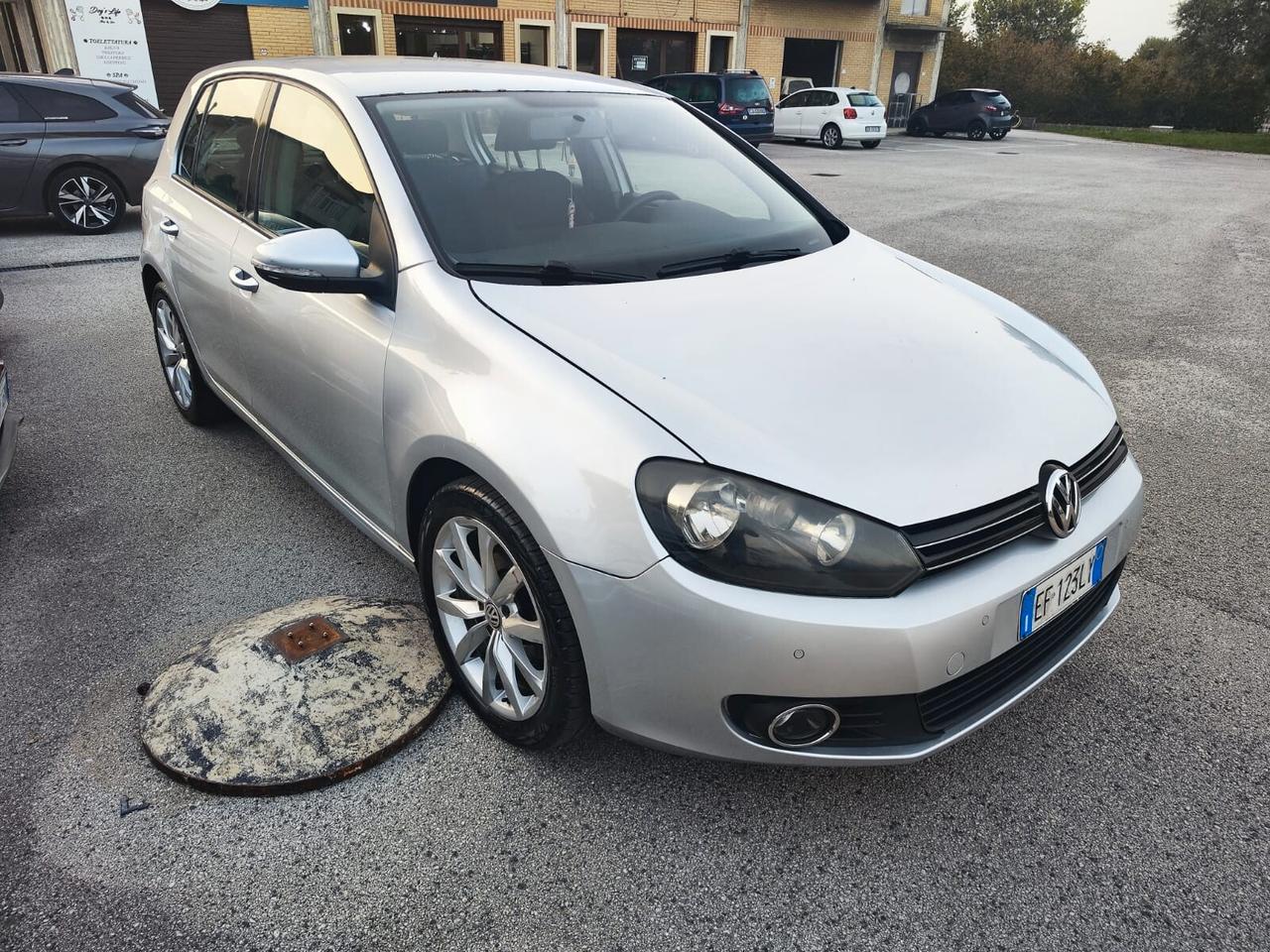 Volkswagen Golf 1.6 TDI DPF 5p. Highline