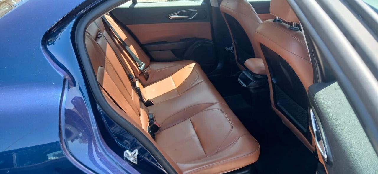 Alfa Romeo Giulia 2.2 Tdi 150 CV Super - 2017