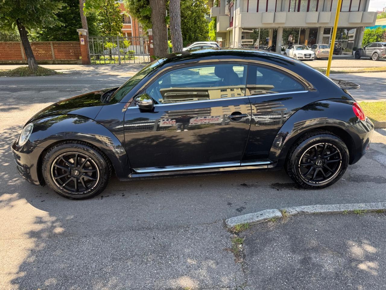 Ve Maggiolino 1.6 TDI Design neopaten garanzia 12mesi