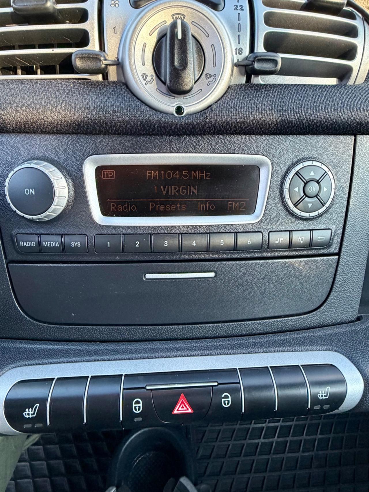 Smart ForTwo 1000 52 kW MHD coupé passion