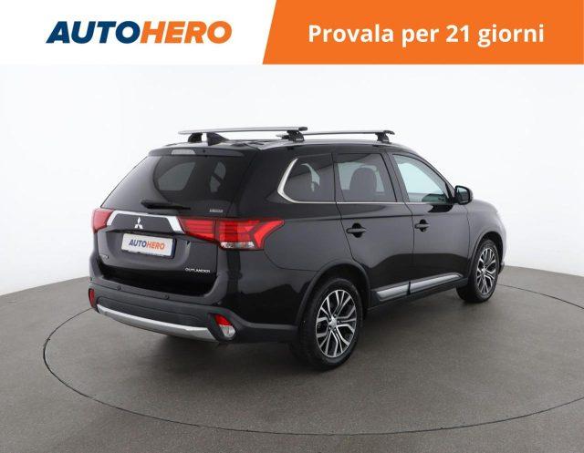 MITSUBISHI Outlander 2.2 DI-D 4WD Instyle 7p.