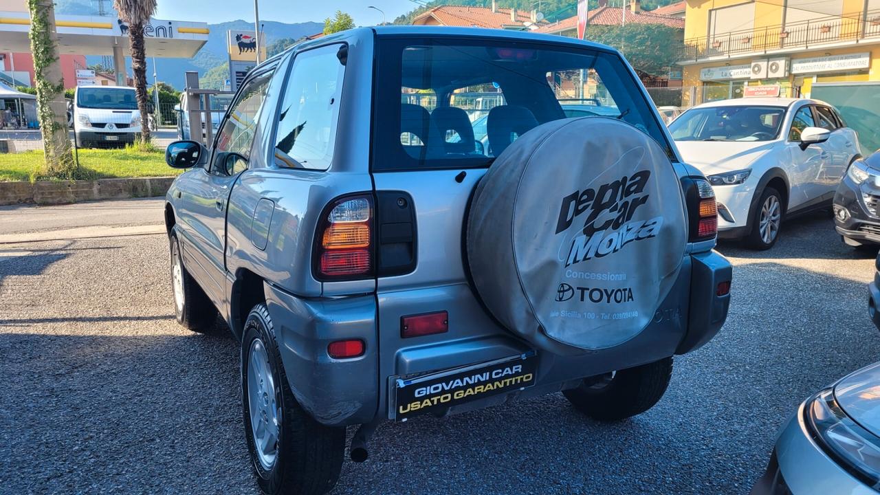 Toyota RAV 4 Benzina 4x4 .. Cinghia distribuzione appena fatta..