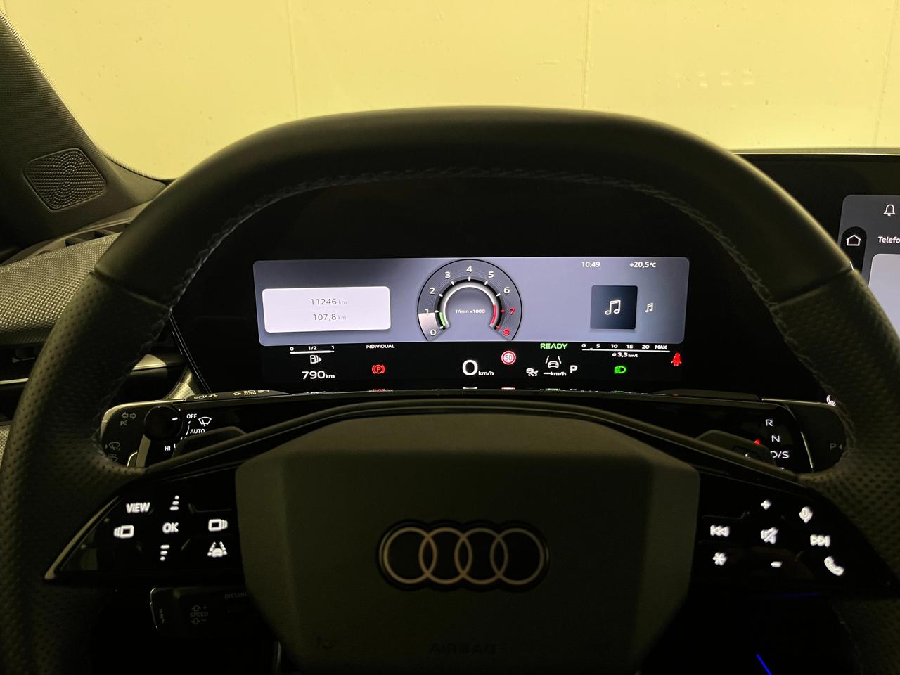AUDI Q3 TFSI S-TRONIC S-LINE EDITION
