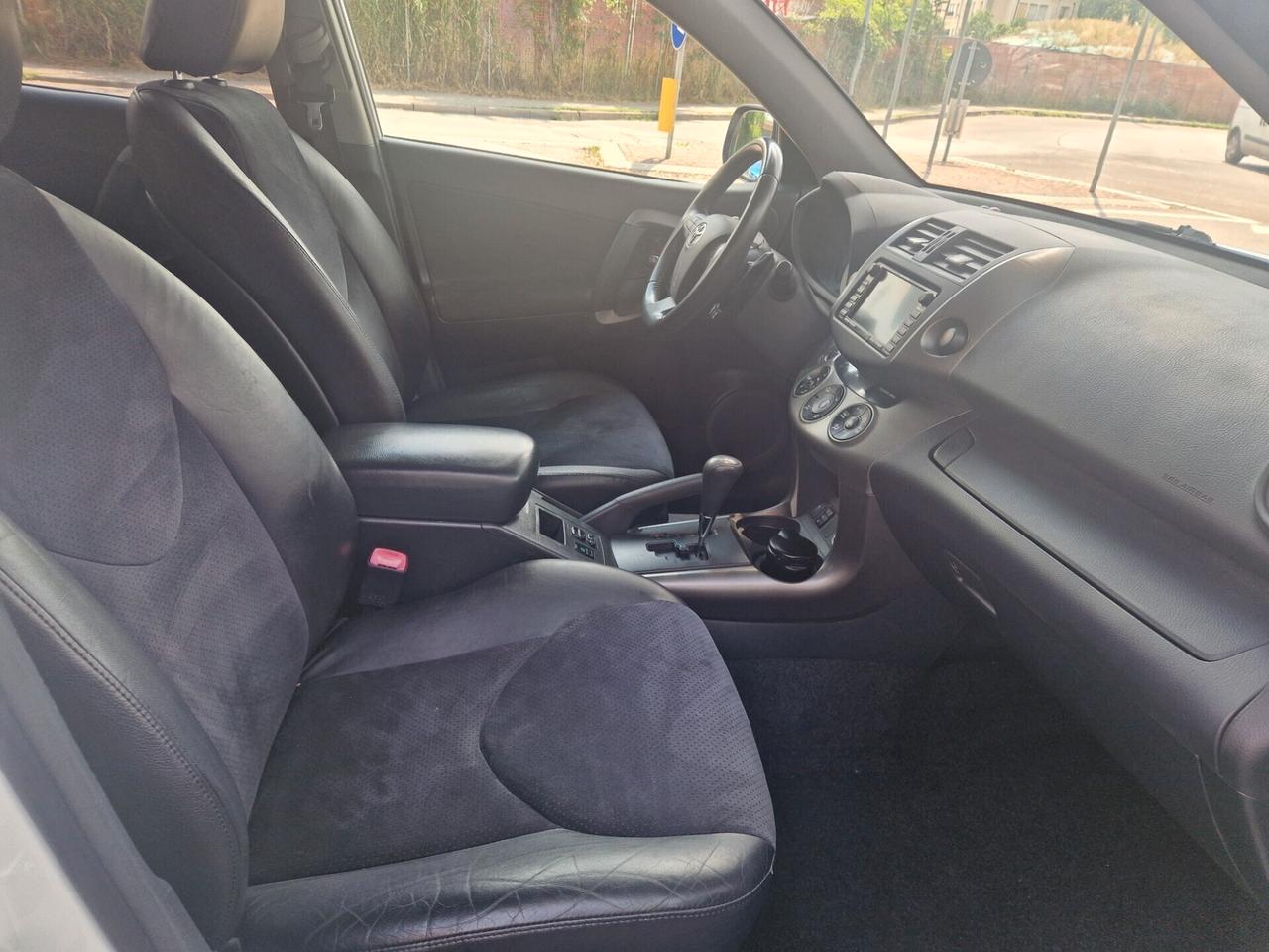 Toyota RAV 4 RAV4 Crossover 2.2 D-Cat A/T 150 CV Executive