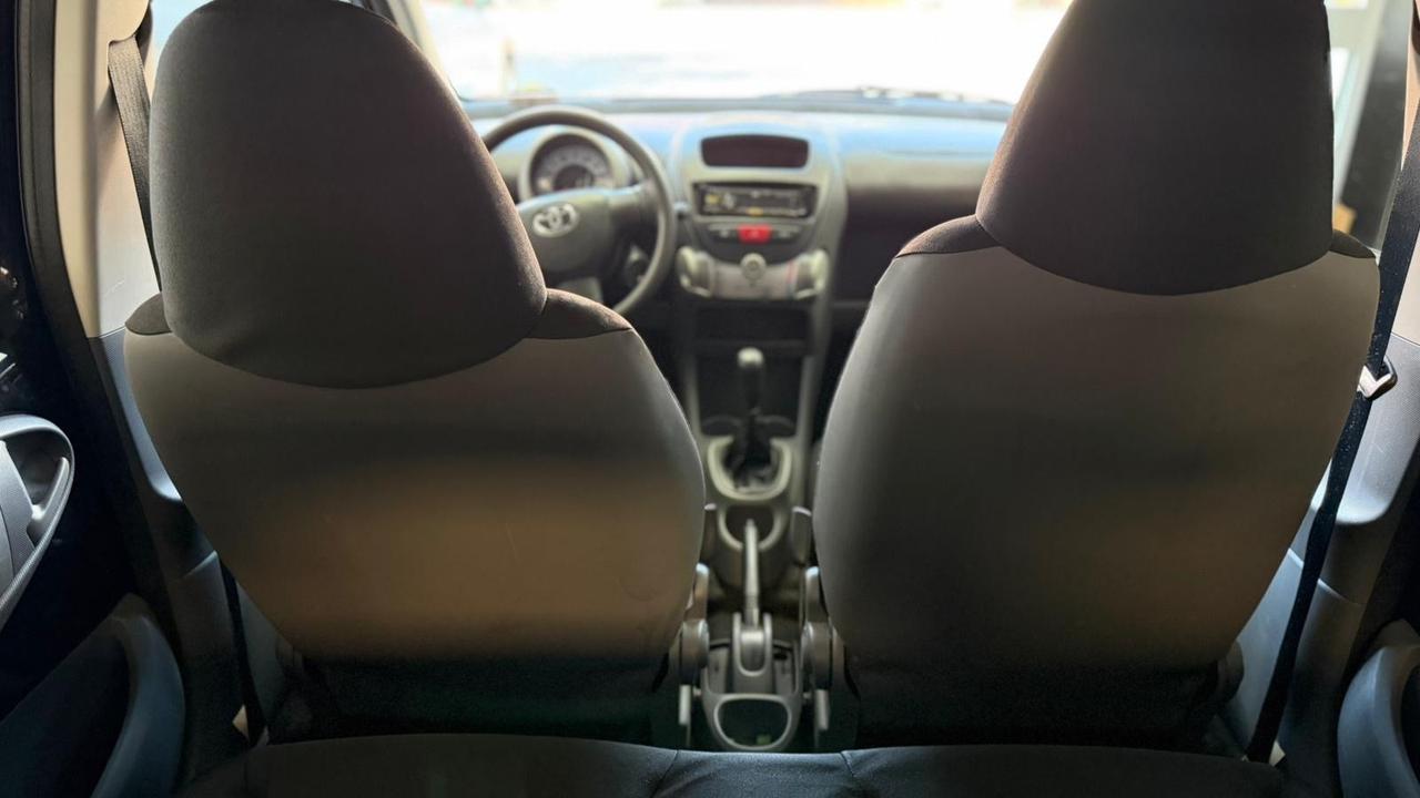 Toyota Aygo 1.0 12V VVT-i 5 porte Sol