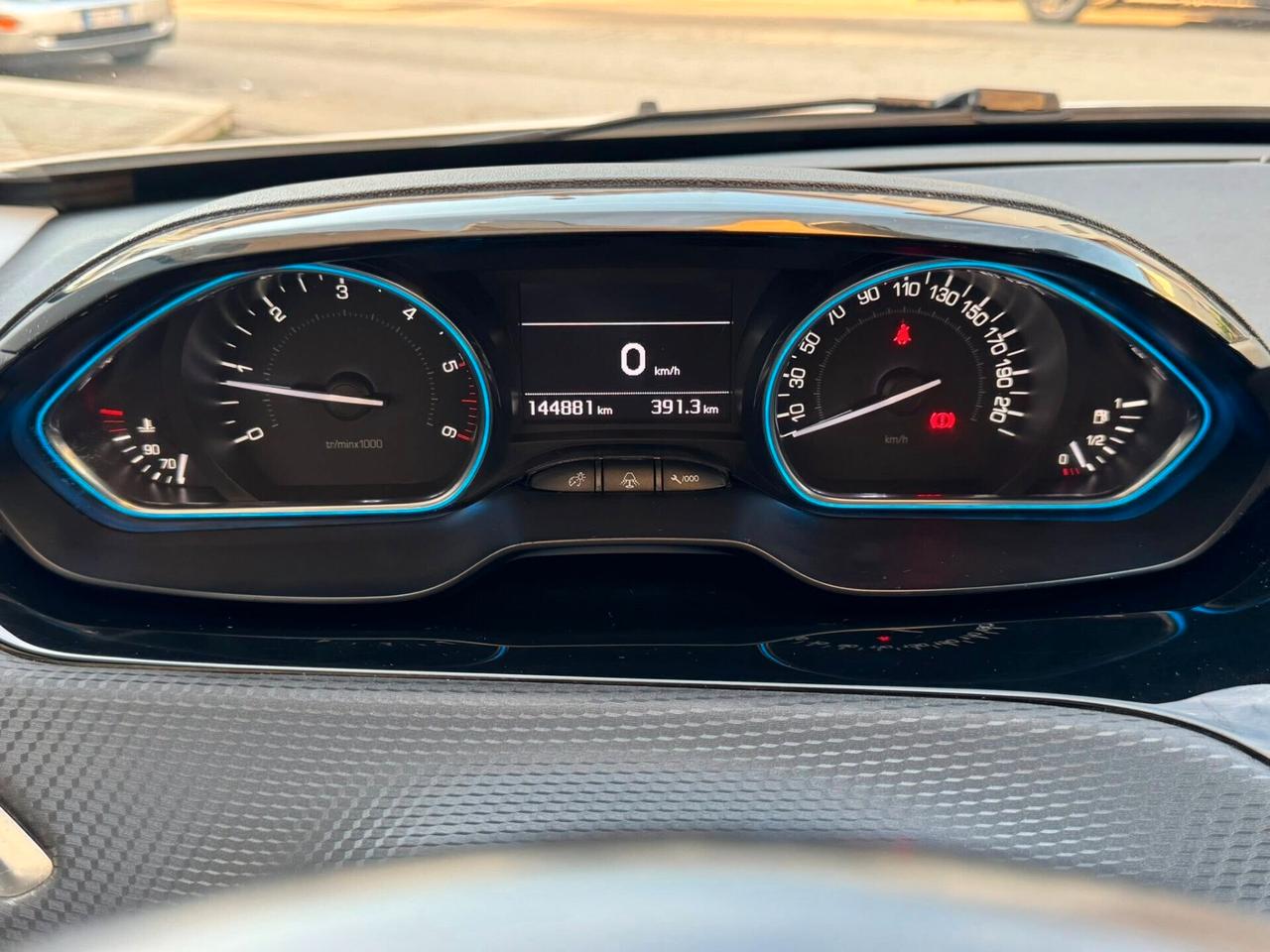 PEUGEOT 2008 1.6 HDI 120 CV. ALLURE E6 NAVI+CERCHI