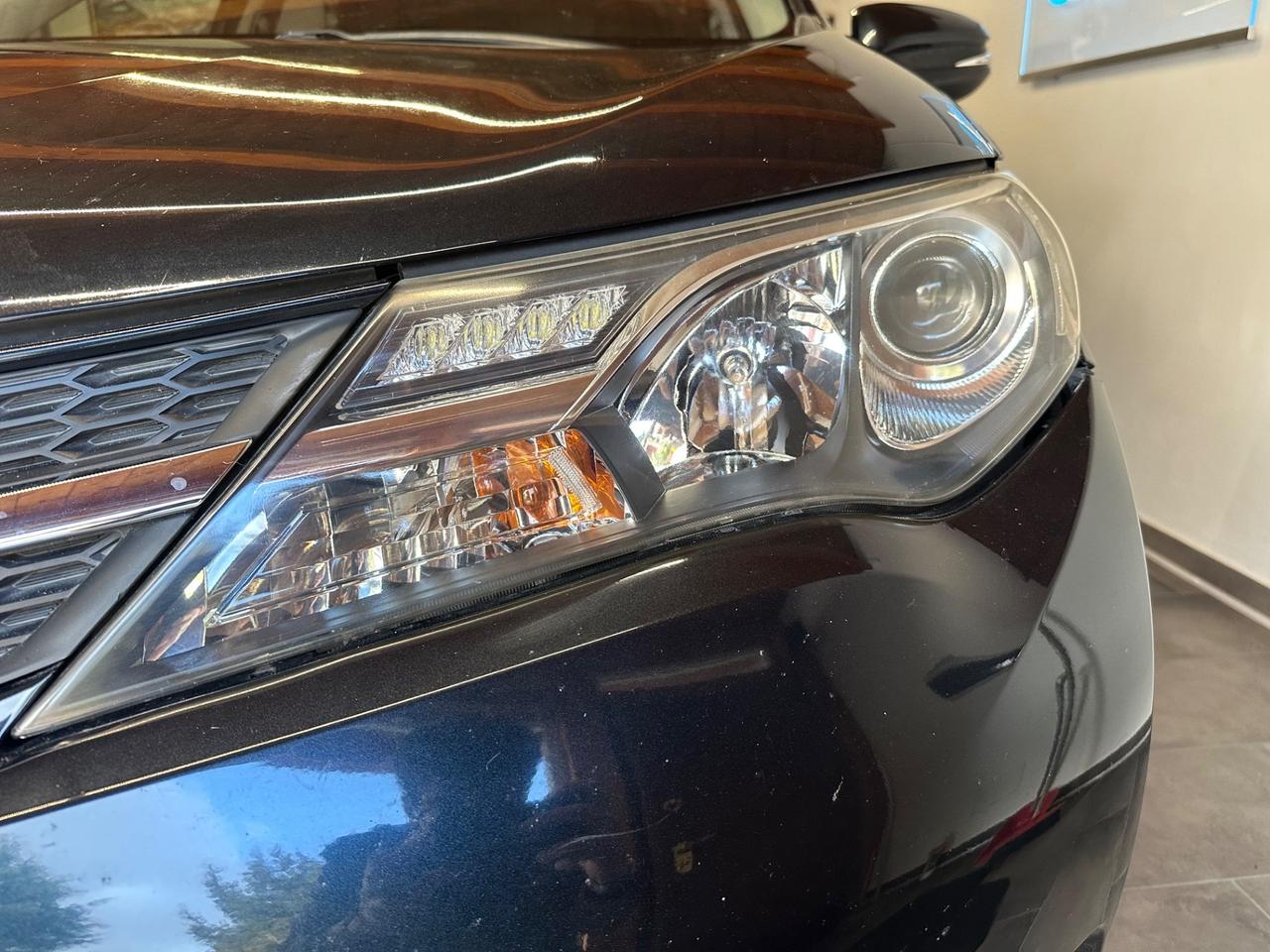 Toyota RAV 4 RAV4 2.0 D-4D 2WD Style