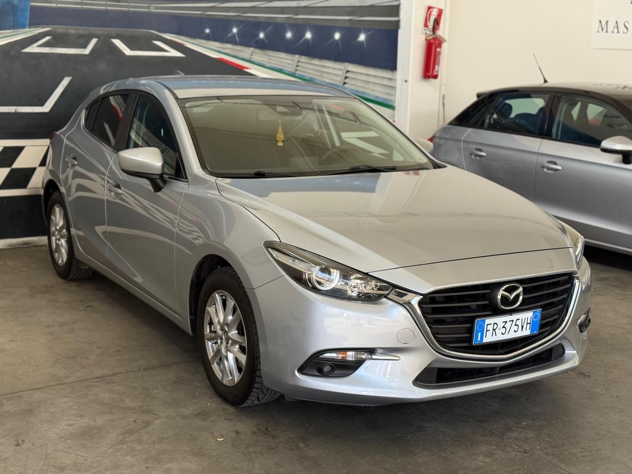 Mazda 3 1.5 Skyactiv-D 90.000KM