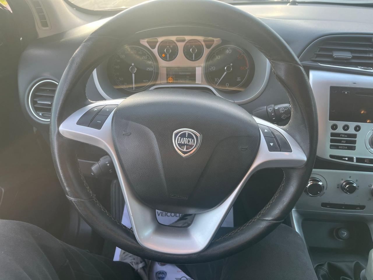 Lancia Delta 1.6 MJT Oro - 2011