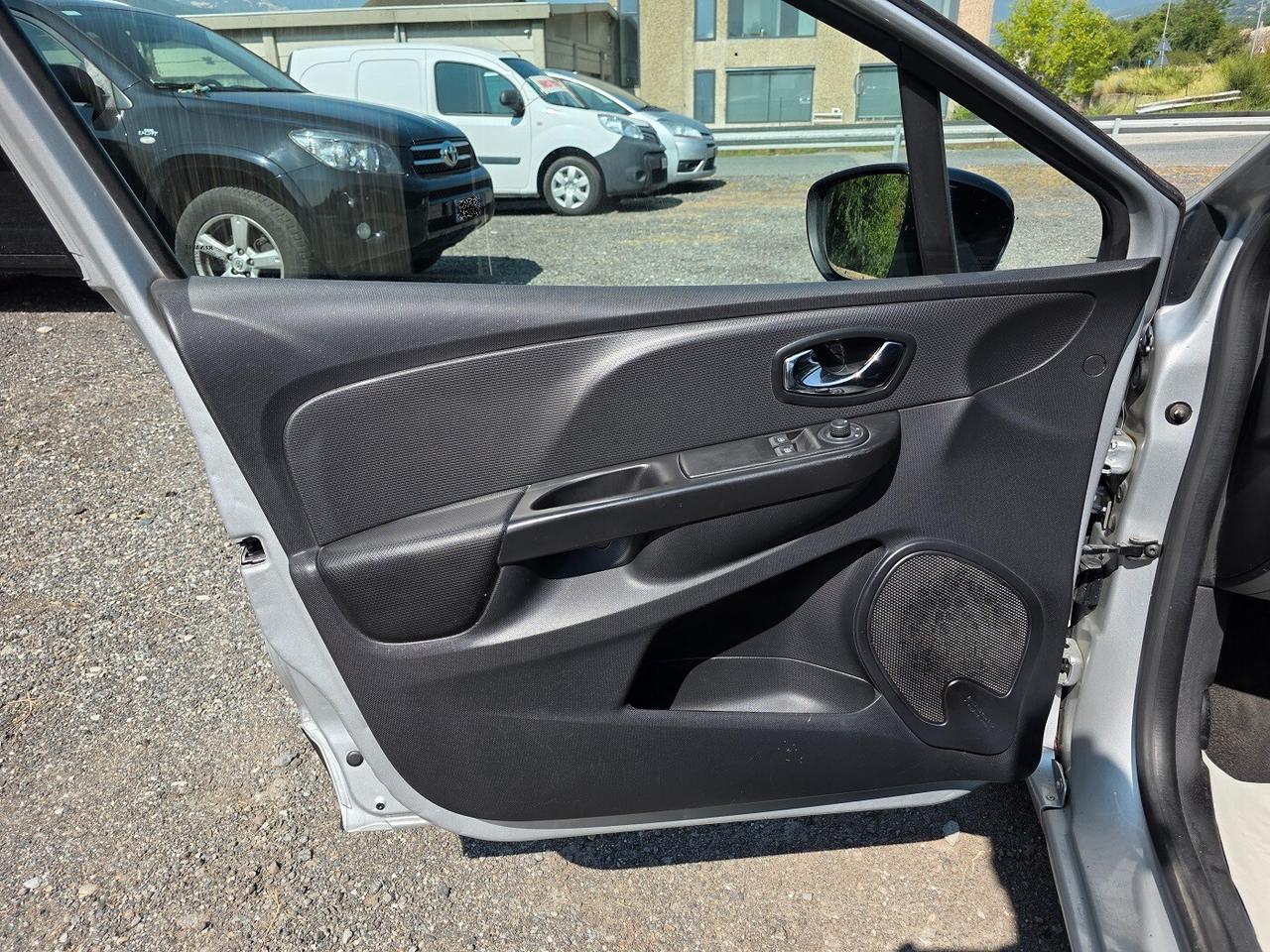 Renault Clio 1.5 dCi NEOPATENTATI