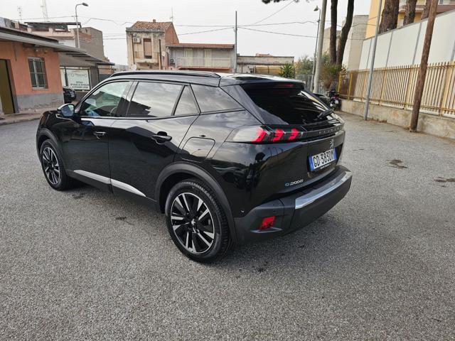 PEUGEOT 2008 motore elettrico 136 CV GT
