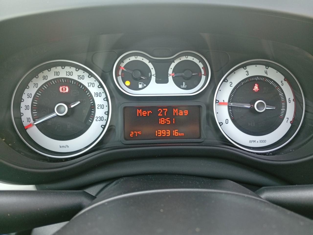 Fiat 500L 1.6 Multijet 105 CV Pop Star N1