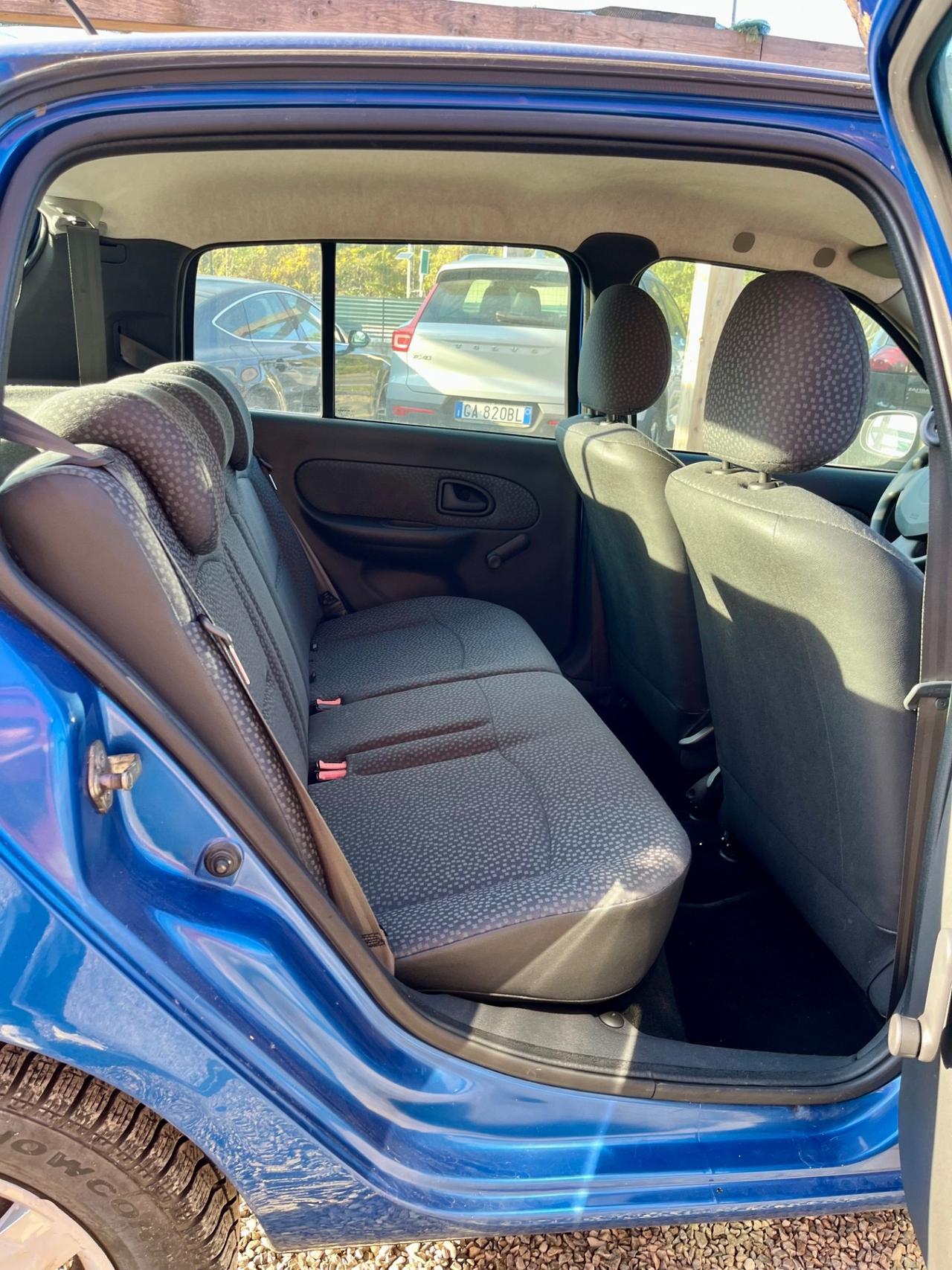 Renault Clio con 69.186km !