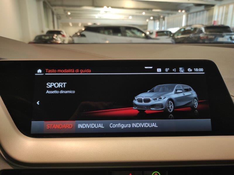 BMW Serie 1 (F40) - 116d 5p. Business Advantage