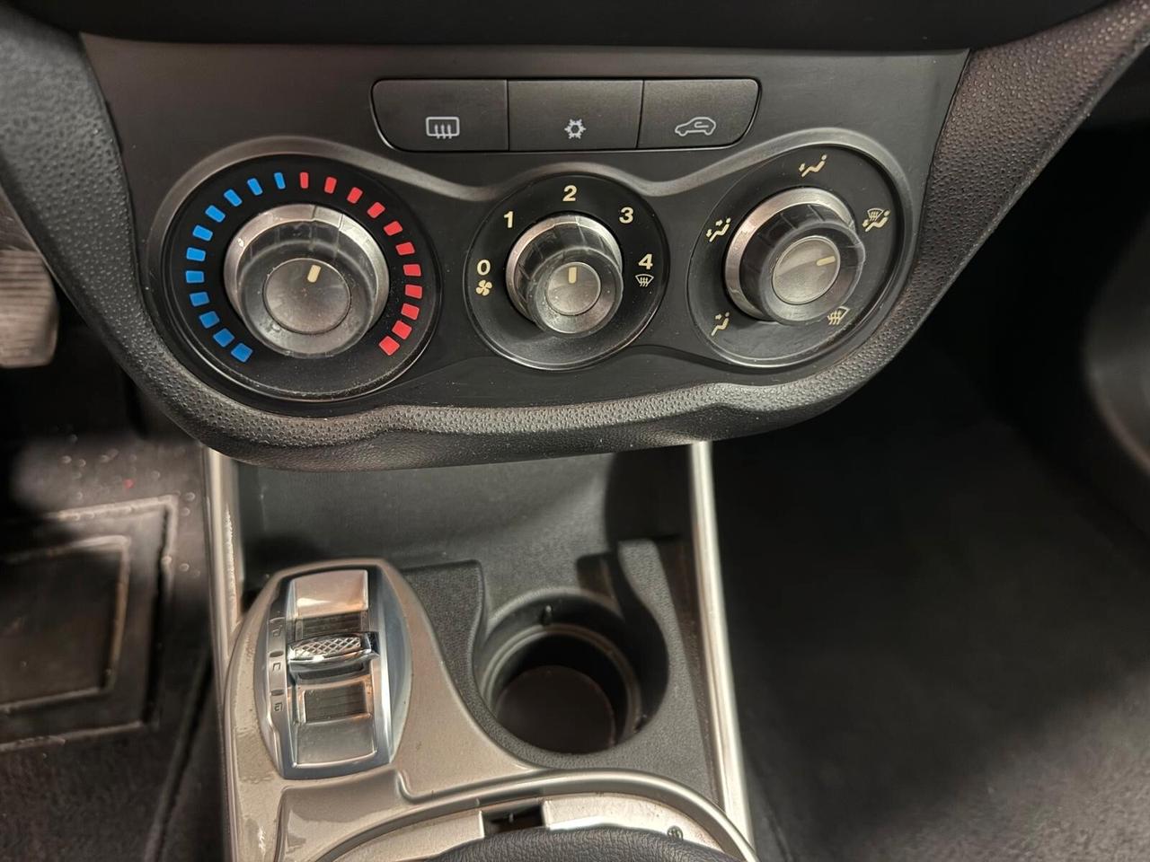 Alfa Romeo MiTo 1.4 78 CV Distinctive Sport Pack