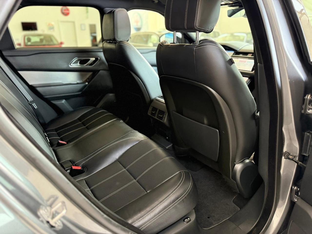 Land Rover Range Velar 2.0D I4 240 CV R-Dynamic HSE