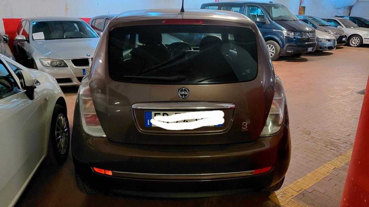 Lancia Ypsilon 1.4 New Oro Ecochic GPL