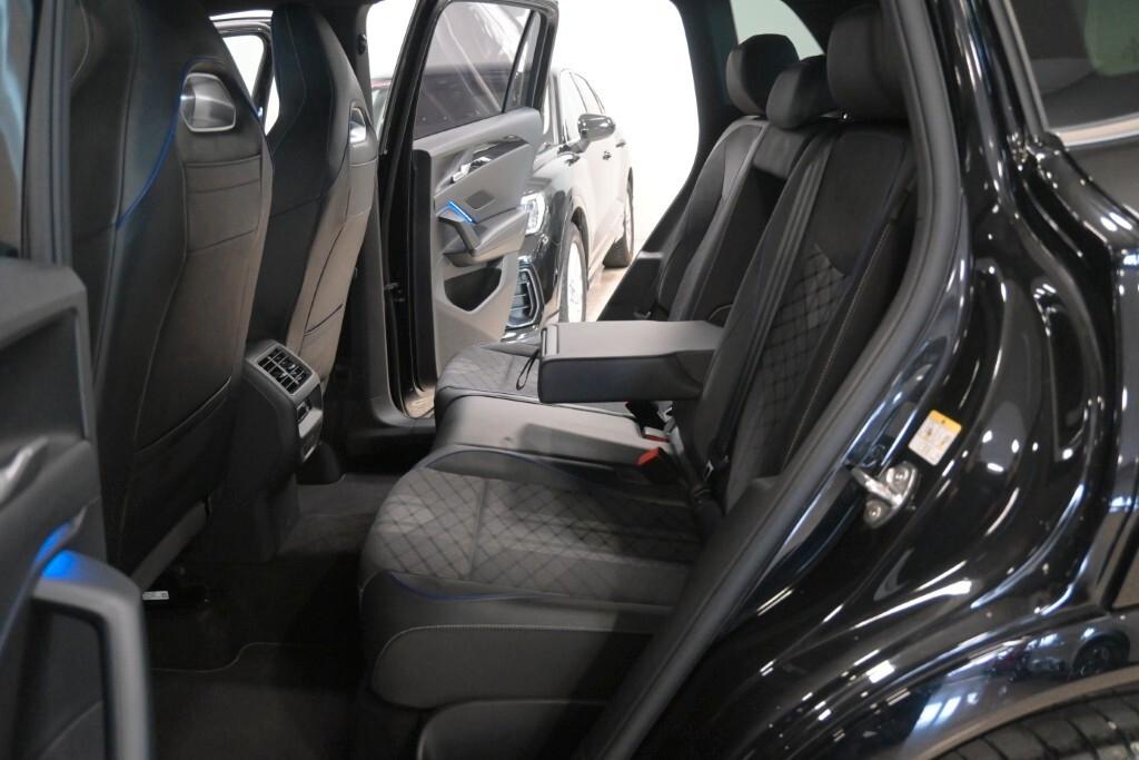 VOLKSWAGEN TIGUAN NEW 2.0 TDI 150CV DSG SCR R LINE ( FARI IQ LIGHT - ADAPTIVE CRUISE - AMBIENT LIGHT - DIGITAL COCKPIT - APP CONNECT - PARK ASSIST - TELECAMERA POST. - CERCHI 19 )