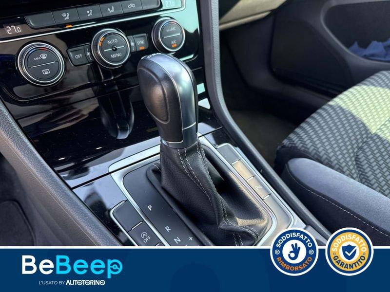 Volkswagen Golf 5P 1.6 TDI SPORT 115CV DSG