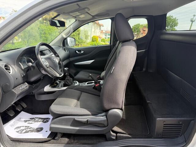 Nissan Navara 2.3 dCi 4WD King Cab Manuale