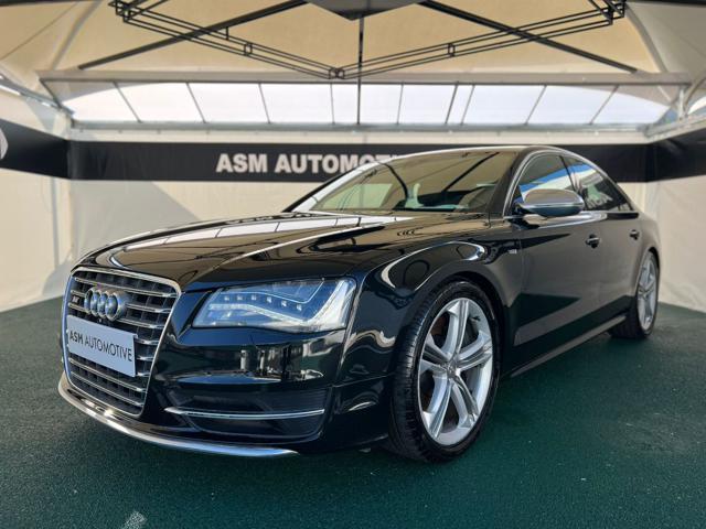 AUDI S8 S8