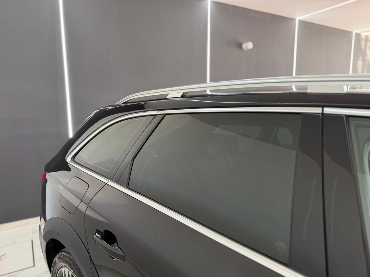 Audi A4 allroad 40 TDI 204 CV S tronic Identity Contrast