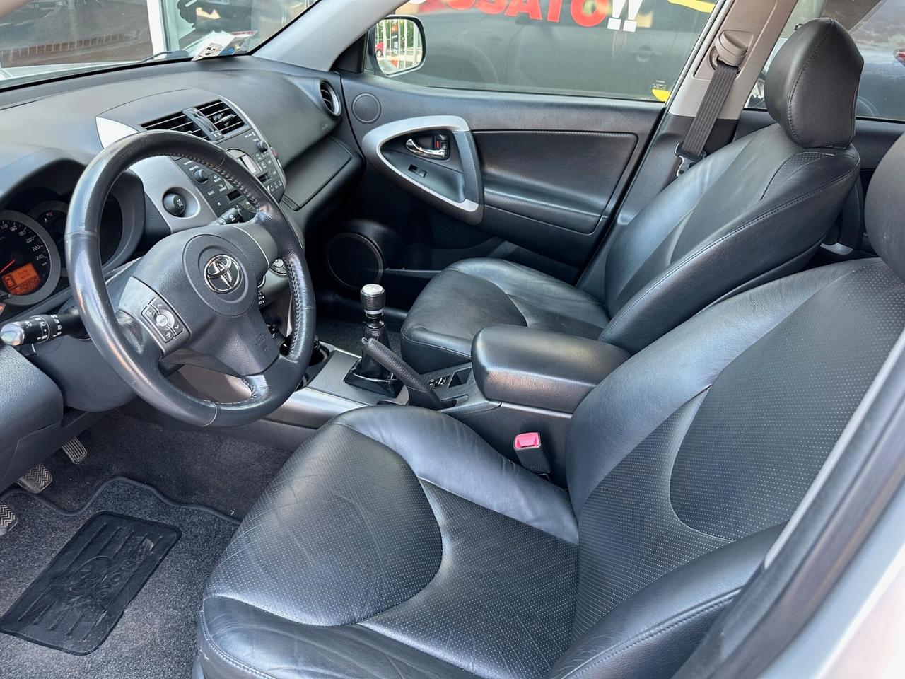Toyota RAV 4 RAV4 2.2 D-4D 177 CV Luxury