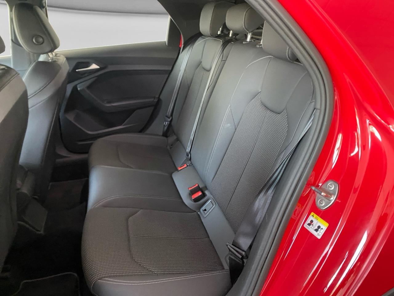 AUDI A1 II 2022 allstreet - A1 allstreet 30 1.0 tfsi Identity Contrast 110cv