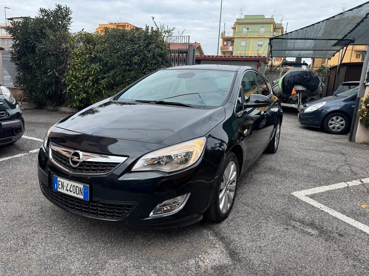 Opel Astra 1.4 140CV GPL unico proprietario