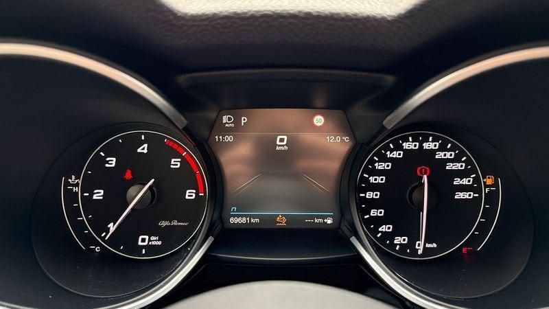 Alfa Romeo Stelvio 2.2 Turbo 190cv Business Q4 AT8
