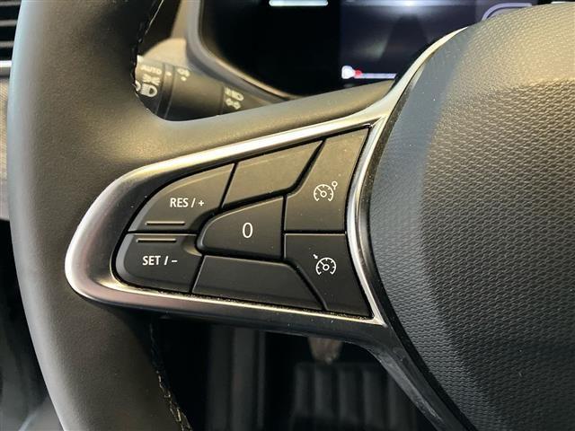 RENAULT Clio 1.0 TCe Techno