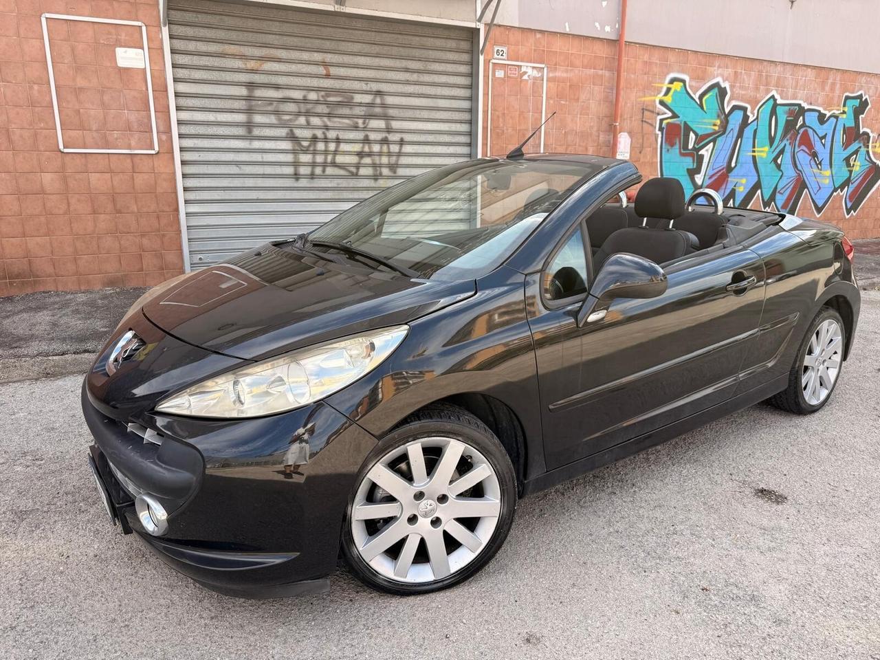 Peugeot 207 1.6 HDi 110CV CC Roland Garros