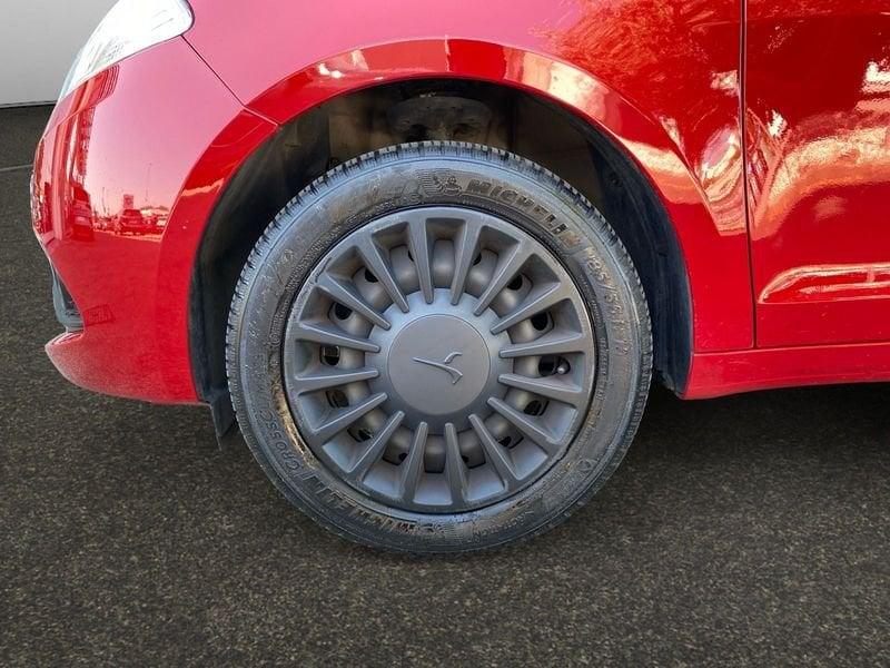 Lancia Ypsilon 1.2 69 CV 5 porte S&S Elefantino Blu