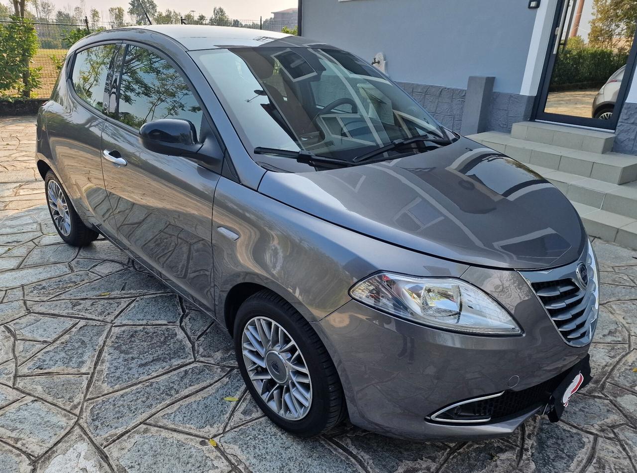 Lancia Ypsilon 1.4 Unyca Ecochic GPL