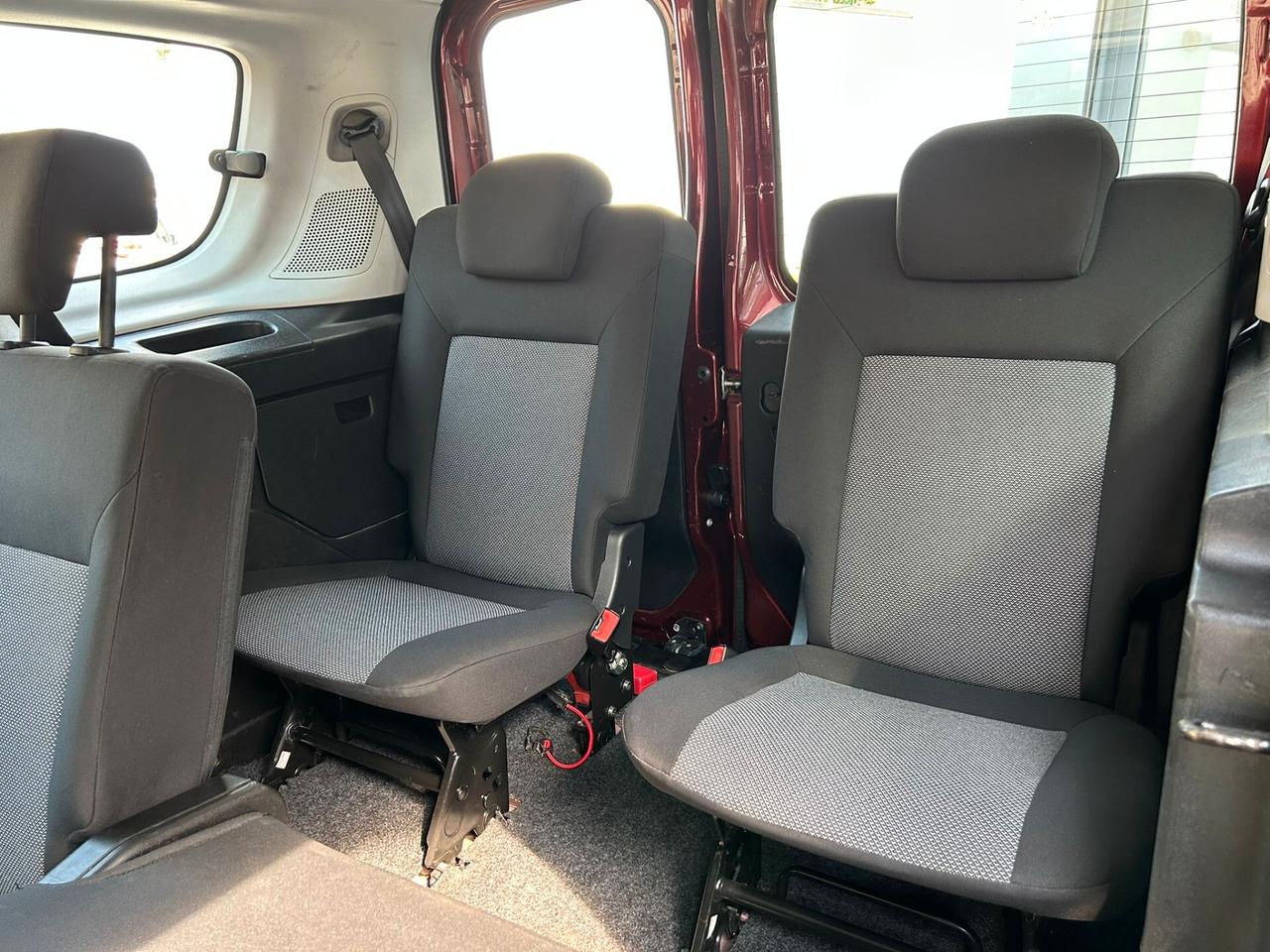 Fiat Doblò 1.6 MJ 90Cv 7 POSTI AUTOVETTURA-2011